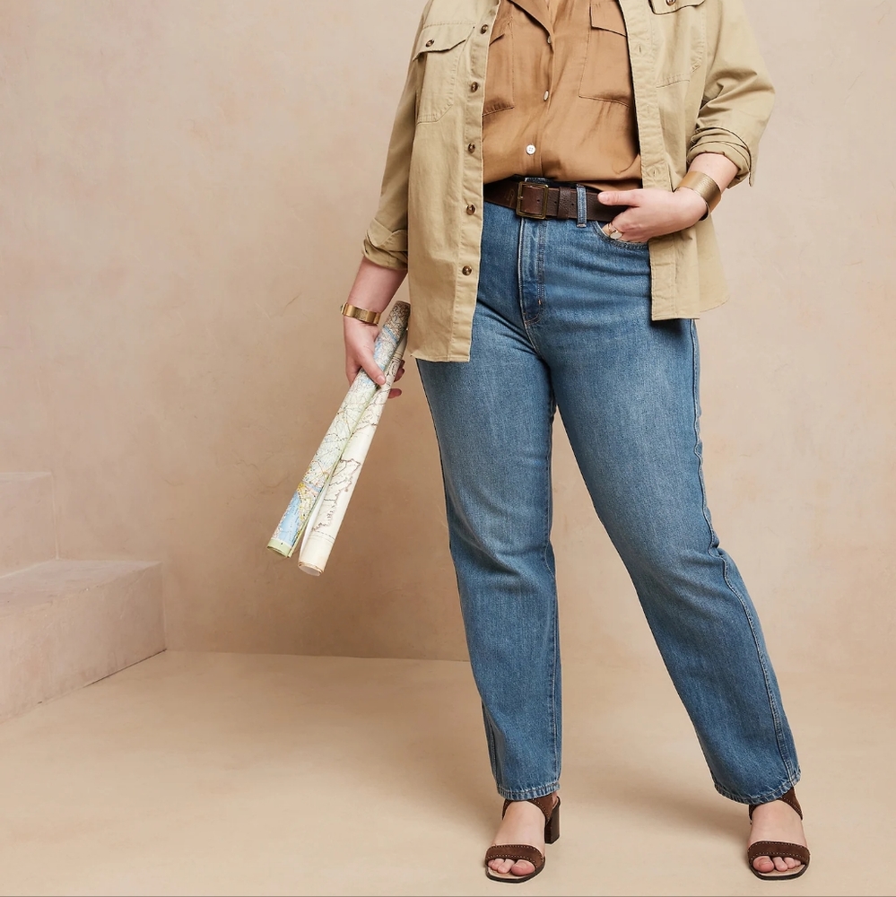 Curvy Rigid Straight Jean